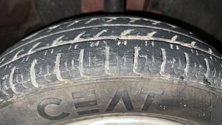 Used 2016 Renault Kwid [2015-2019] RXT Petrol Manual tyres RIGHT FRONT TYRE TREAD VIEW