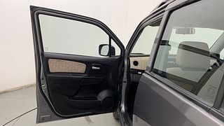 Used 2018 Maruti Suzuki Wagon R 1.0 [2010-2019] VXi Petrol Manual interior LEFT FRONT DOOR OPEN VIEW