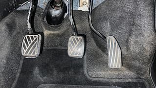 Used 2017 Maruti Suzuki Wagon R 1.0 [2010-2019] VXi Petrol + CNG (Outside Fitted) Petrol+cng Manual interior PEDALS VIEW