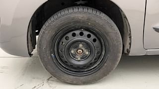 Used 2018 Maruti Suzuki Wagon R 1.0 [2010-2019] VXi Petrol Manual tyres LEFT FRONT TYRE RIM VIEW