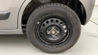 Used 2018 Maruti Suzuki Wagon R 1.0 [2010-2019] VXi Petrol Manual tyres LEFT REAR TYRE RIM VIEW