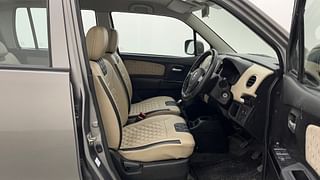 Used 2018 Maruti Suzuki Wagon R 1.0 [2010-2019] VXi Petrol Manual interior RIGHT SIDE FRONT DOOR CABIN VIEW