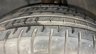 Used 2017 Toyota Corolla Altis [2017-2020] VL CVT Petrol Petrol Automatic tyres LEFT FRONT TYRE TREAD VIEW