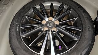 Used 2017 Toyota Corolla Altis [2017-2020] VL CVT Petrol Petrol Automatic tyres SPARE TYRE VIEW