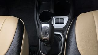 Used 2019 Datsun Redi-GO [2015-2019] S 1.0 AMT Petrol Automatic interior GEAR  KNOB VIEW