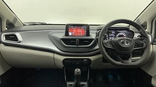 Used 2021 Tata Altroz XT 1.5 Diesel Manual interior DASHBOARD VIEW