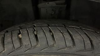 Used 2019 Datsun Redi-GO [2015-2019] S 1.0 AMT Petrol Automatic tyres RIGHT FRONT TYRE TREAD VIEW