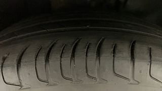 Used 2021 Tata Altroz XT 1.5 Diesel Manual tyres RIGHT FRONT TYRE TREAD VIEW