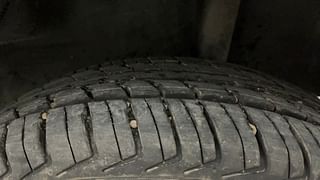 Used 2019 Datsun Redi-GO [2015-2019] S 1.0 AMT Petrol Automatic tyres LEFT REAR TYRE TREAD VIEW
