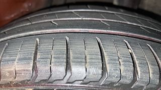 Used 2017 Honda City [2014-2017] V Petrol Manual tyres LEFT REAR TYRE TREAD VIEW