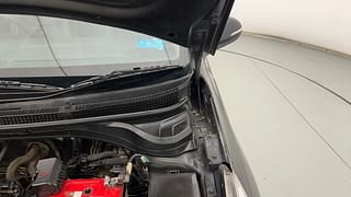 Used 2018 Hyundai Verna [2017-2020] 1.4 VTVT EX Petrol Manual engine ENGINE LEFT SIDE HINGE & APRON VIEW