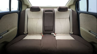 Used 2017 Honda City [2014-2017] V Petrol Manual interior REAR SEAT CONDITION VIEW