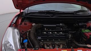 Used 2016 Maruti Suzuki Baleno [2015-2019] Zeta Petrol Petrol Manual engine ENGINE RIGHT SIDE HINGE & APRON VIEW