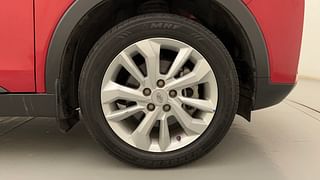Used 2020 Mahindra XUV 300 W8 Petrol Petrol Manual tyres RIGHT FRONT TYRE RIM VIEW