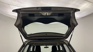 Used 2019 Maruti Suzuki Swift [2017-2021] VXi Petrol Manual interior DICKY DOOR OPEN VIEW
