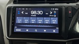 Used 2017 Honda City [2014-2017] V Petrol Manual top_features Integrated (in-dash) music system