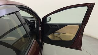 Used 2017 Honda City [2014-2017] V Petrol Manual interior RIGHT FRONT DOOR OPEN VIEW