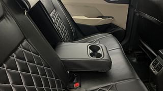 Used 2018 Hyundai Verna [2017-2020] 1.4 VTVT EX Petrol Manual top_features Rear seat centre arm rest