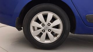 Used 2014 Hyundai Xcent [2014-2017] SX Petrol Petrol Manual tyres RIGHT REAR TYRE RIM VIEW
