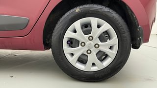 Used 2014 Hyundai Grand i10 [2013-2017] Sportz AT 1.2 Kappa VTVT Petrol Automatic tyres LEFT REAR TYRE RIM VIEW