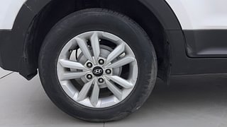 Used 2017 Hyundai Creta [2015-2018] 1.6 SX Plus Petrol Petrol Manual tyres RIGHT REAR TYRE RIM VIEW