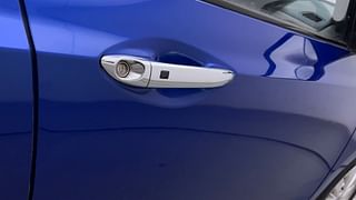 Used 2014 Hyundai Xcent [2014-2017] SX Petrol Petrol Manual dents MINOR SCRATCH