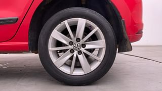 Used 2017 Volkswagen Polo [2014-2020] Highline 1.5 (D) Diesel Manual tyres LEFT REAR TYRE RIM VIEW