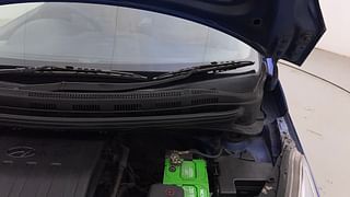 Used 2014 Hyundai Xcent [2014-2017] SX Petrol Petrol Manual engine ENGINE LEFT SIDE HINGE & APRON VIEW