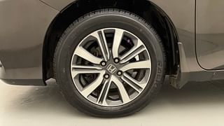 Used 2017 Honda City [2017-2020] V CVT Petrol Automatic tyres LEFT FRONT TYRE RIM VIEW