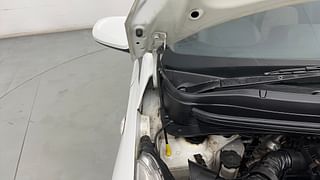 Used 2013 Hyundai Grand i10 [2013-2017] Magna 1.2 Kappa VTVT Petrol Manual engine ENGINE RIGHT SIDE HINGE & APRON VIEW
