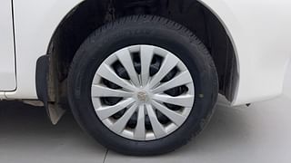 Used 2011 Toyota Etios [2010-2017] G Petrol Manual tyres RIGHT FRONT TYRE RIM VIEW