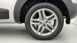 Used 2020 Renault Triber RXZ AMT Petrol Automatic tyres LEFT REAR TYRE RIM VIEW