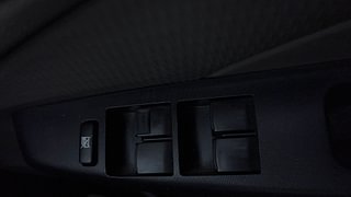 Used 2011 Toyota Etios [2010-2017] G Petrol Manual top_features Power windows