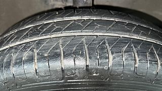 Used 2018 Maruti Suzuki Wagon R 1.0 [2013-2019] LXi CNG Petrol+cng Manual tyres RIGHT FRONT TYRE TREAD VIEW