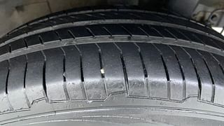 Used 2017 Hyundai Grand i10 [2017-2020] Magna 1.2 Kappa VTVT Petrol Manual tyres LEFT REAR TYRE TREAD VIEW