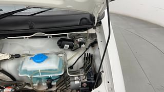 Used 2023 Maruti Suzuki Eeco STD 7 STR Petrol Manual engine ENGINE LEFT SIDE HINGE & APRON VIEW