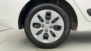 Used 2019 Hyundai Xcent [2017-2019] S Petrol Petrol Manual tyres RIGHT REAR TYRE RIM VIEW
