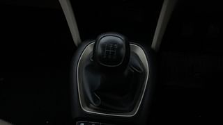 Used 2019 Hyundai New Santro 1.1 Sportz MT Petrol Manual interior GEAR  KNOB VIEW
