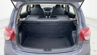 Used 2017 Hyundai Grand i10 [2017-2020] Magna 1.2 Kappa VTVT Petrol Manual interior DICKY INSIDE VIEW