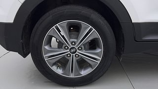 Used 2017 Hyundai Creta [2015-2018] 1.6 SX Plus Auto Petrol Petrol Automatic tyres RIGHT REAR TYRE RIM VIEW