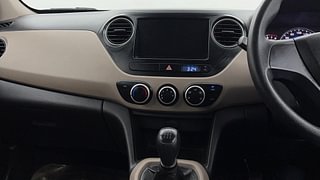 Used 2013 Hyundai Grand i10 [2013-2017] Magna 1.2 Kappa VTVT Petrol Manual interior MUSIC SYSTEM & AC CONTROL VIEW