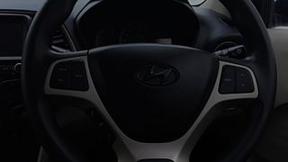 Used 2019 Hyundai New Santro 1.1 Sportz MT Petrol Manual top_features Airbags