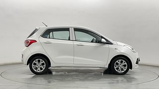 Used 2013 Hyundai Grand i10 [2013-2017] Magna 1.2 Kappa VTVT Petrol Manual exterior RIGHT SIDE VIEW