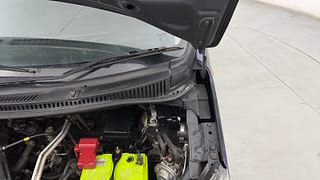 Used 2018 Maruti Suzuki Wagon R 1.0 [2013-2019] LXi CNG Petrol+cng Manual engine ENGINE LEFT SIDE HINGE & APRON VIEW