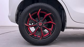 Used 2019 Maruti Suzuki Swift [2017-2020] ZDI AMT Diesel Automatic tyres RIGHT REAR TYRE RIM VIEW