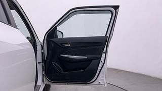Used 2019 Maruti Suzuki Swift [2017-2020] ZDI AMT Diesel Automatic interior RIGHT FRONT DOOR OPEN VIEW