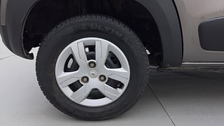 Used 2019 Renault Kwid [2017-2019] RXT 1.0 SCE Special (O) Petrol Manual tyres RIGHT REAR TYRE RIM VIEW