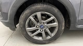 Used 2018 Ford Freestyle [2017-2021] Titanium 1.5 TDCI Diesel Manual tyres LEFT FRONT TYRE RIM VIEW