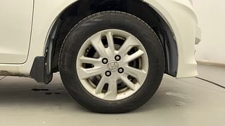 Used 2015 Honda Amaze 1.5L VX Diesel Manual tyres RIGHT FRONT TYRE RIM VIEW