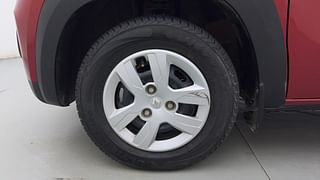 Used 2019 Renault Kwid [2015-2019] 1.0 RXT AMT Opt Petrol Automatic tyres LEFT FRONT TYRE RIM VIEW